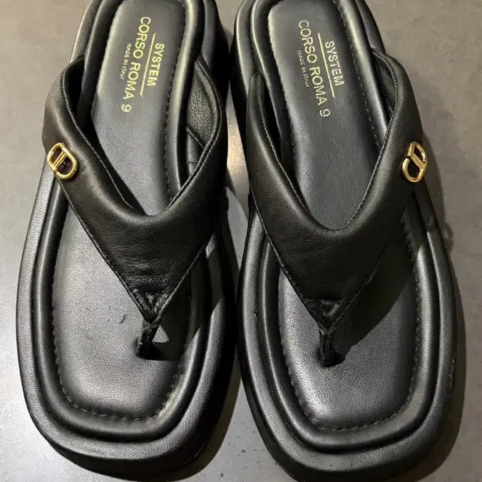 [BUNJANG] SYSTEM Corso Como 9 Slippers (Size 37/240) / 시스템 꼬르소로마9 슬리퍼 조리
