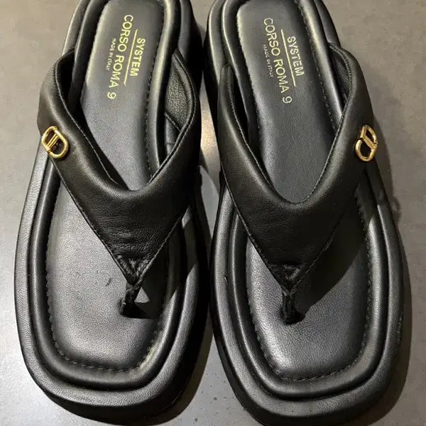 [BUNJANG] SYSTEM Corso Como 9 Slippers (Size 37/240) / 시스템 꼬르소로마9 슬리퍼 조리