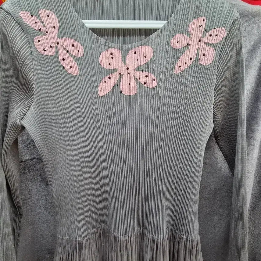 [BUNJANG] Flower Cubic Pleated Dress / 플라워 큐빅 주름 원피스