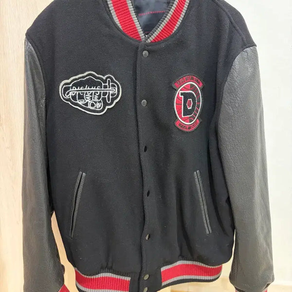 [BUNJANG] Deus Ex Machina Varsity Jacket Large / 데우스엑스마키나 바시티자켓 라지