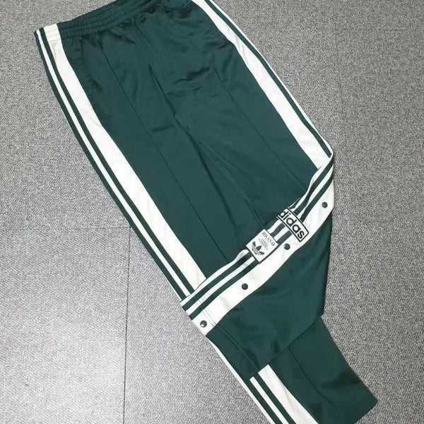 [BUNJANG] Adidas Button Training Pants / 아디다스 버튼팬츠 트레이닝바지 판매합니다