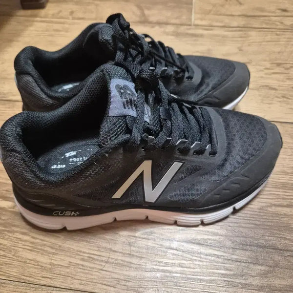 [BUNJANG] New Balance Sneakers / 뉴발란스 운동화
