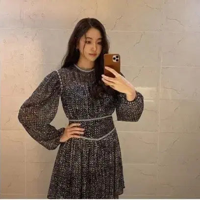 [BUNJANG] Maje Sequin Dress Puff Sleeve / 마쥬 시퀸 드레스