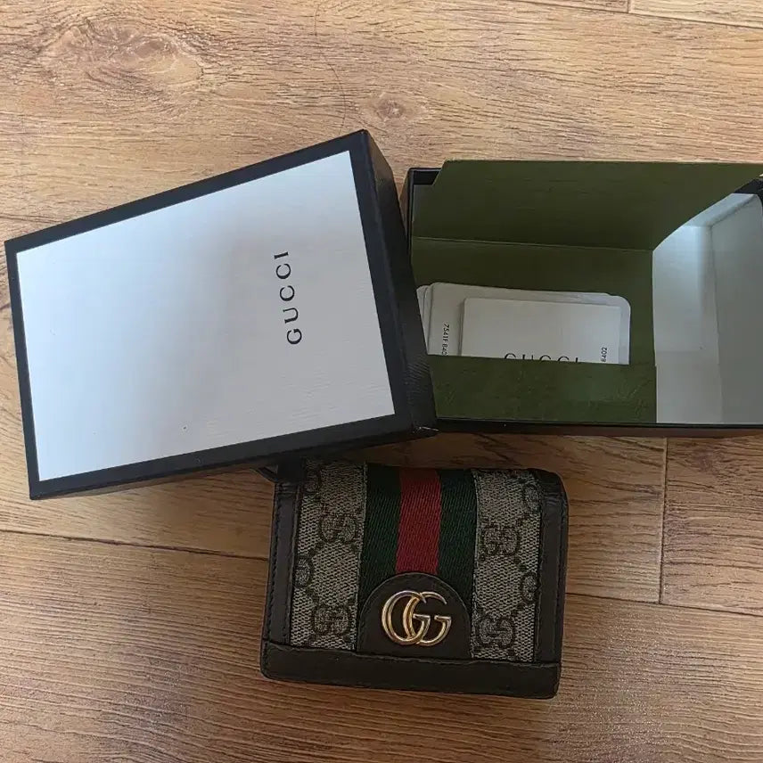 [BUNJANG] Gucci GG Logo Bi-fold Wallet / 구찌 반지갑 GG 로고