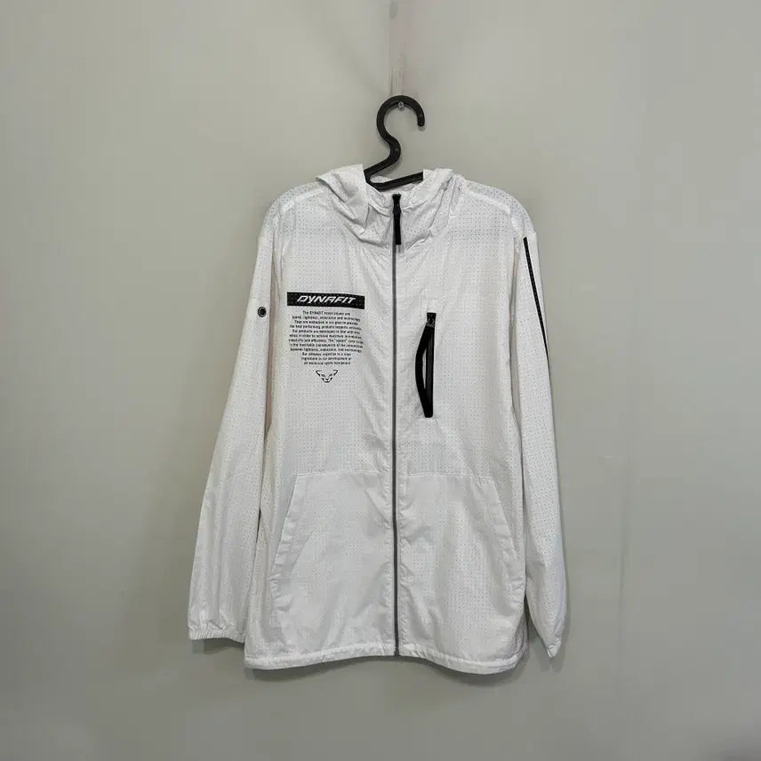 [BUNJANG] Dynafit Men's Windbreaker Jacket / 다이나핏 남성 바람막이 100