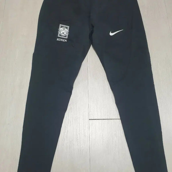 [BUNJANG] 22-24 National Team Track Pants / 22-24 국대 트랙팬츠