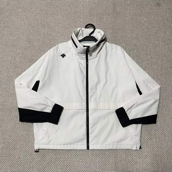 [BUNJANG] Descente Women's Windbreaker Jacket XS / XS 데상트 여성 바람막이 자켓 B.7800