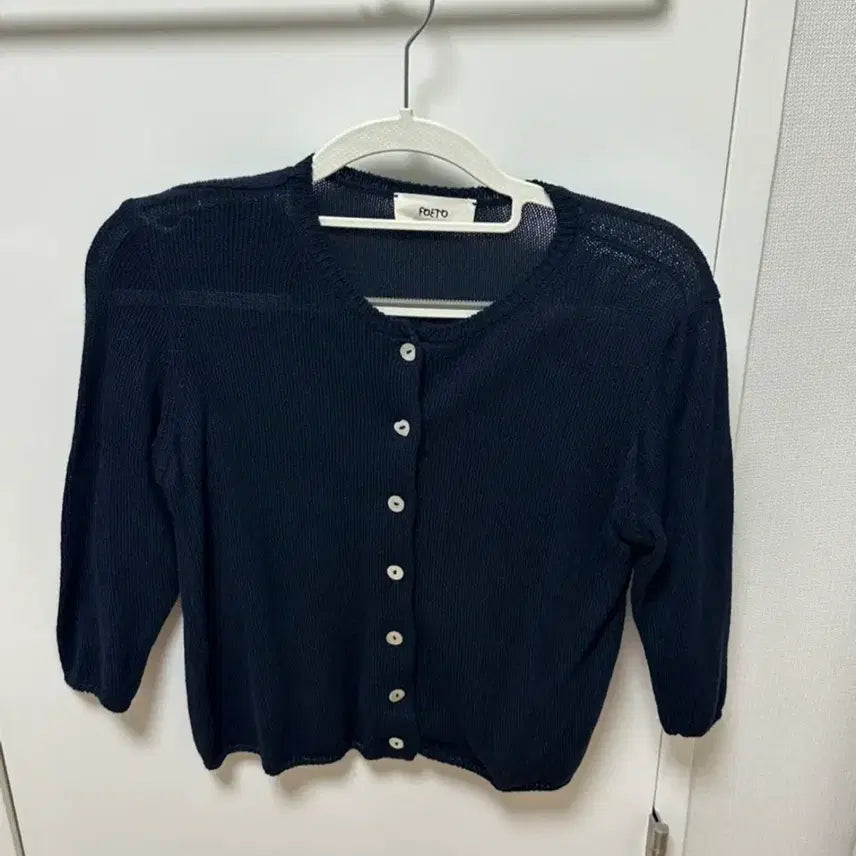 [BUNJANG] Poeto Navy Button Cardigan / 포에토 네이비 버튼 가디건 :)