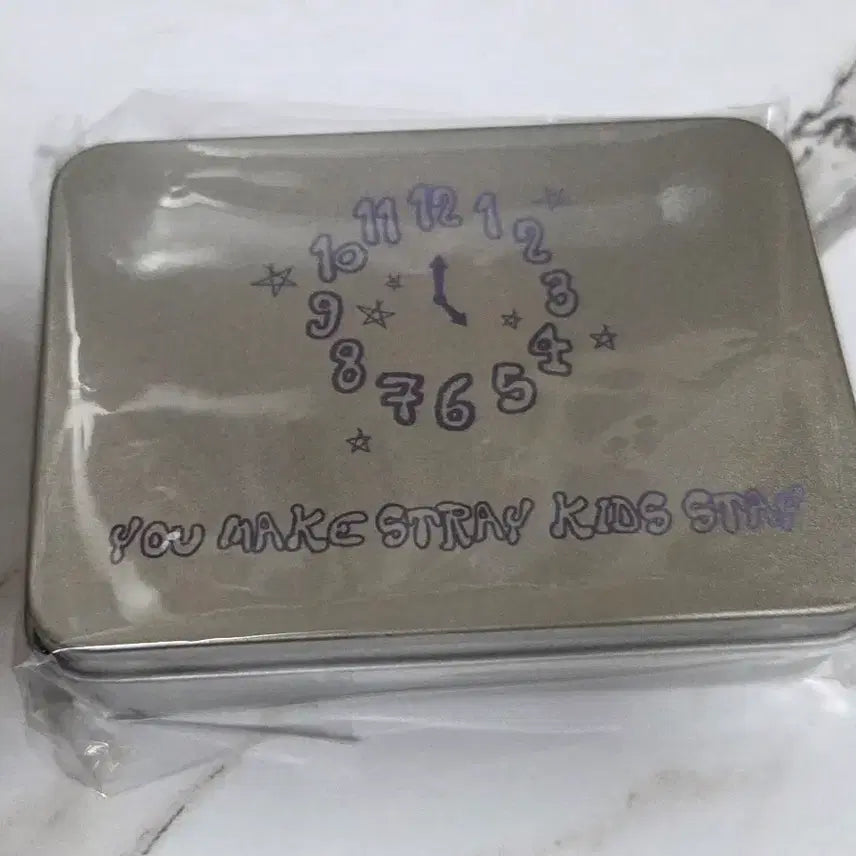 [BUNJANG] Stray Kids Skz 5'clock Tin Case / 스키즈 Skz 5'clock 틴케이스