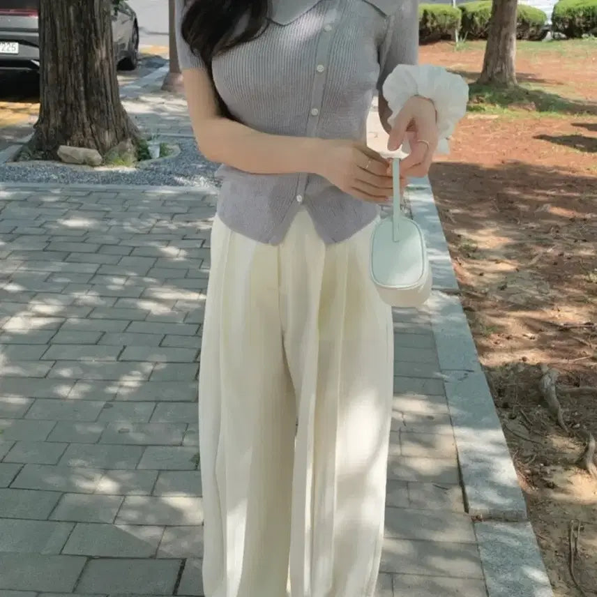 [BUNJANG] Ronue Off-Shoulder Short-Sleeve Knit / 로뉴아 오프숄더 반팔니트