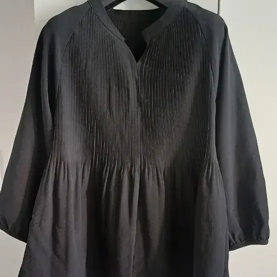 [BUNJANG] Black Pleated Blouse / 플리츠 블라우스 검정