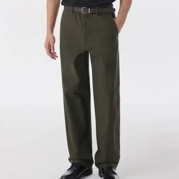 [BUNJANG] Musinsa Standard Back Satin Officer Pants Deep Khaki / 무탠다드 백사틴 오피서 팬츠 딥카키