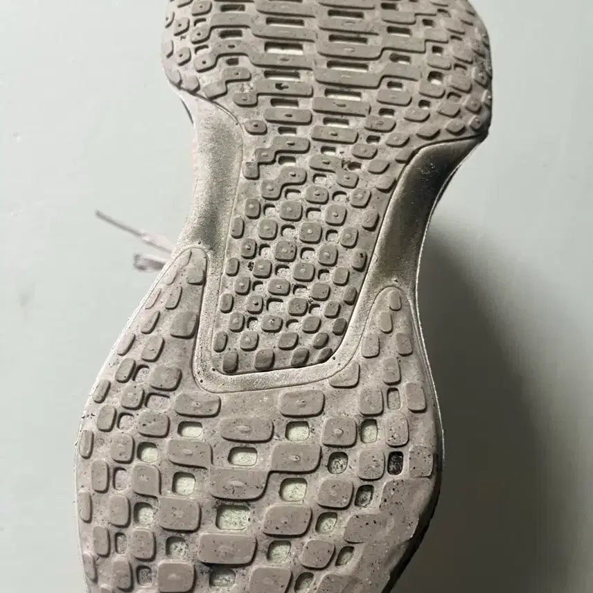 [BUNJANG] Fila Sneakers (Size 240) / 운동화 휠라 240