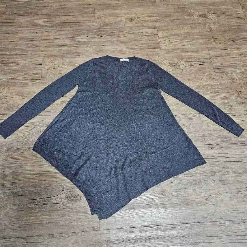[BUNJANG] T.H COMPANY Grey Knit / T.H COMPANY의 매력적인 그레이 니트
