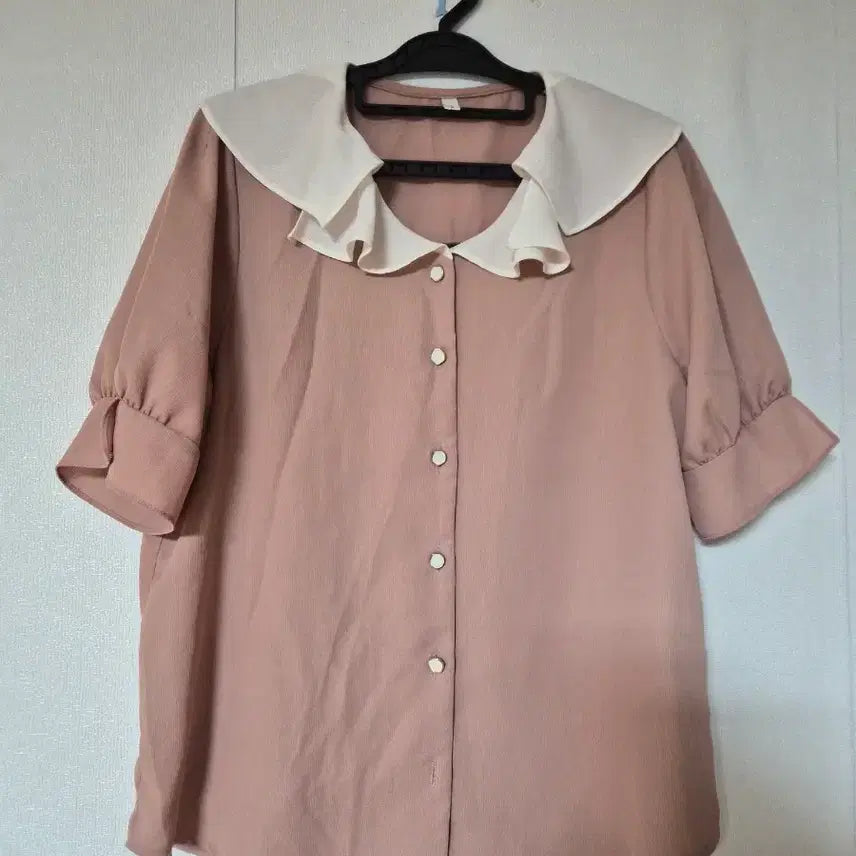 [BUNJANG] Shirring Collar Short-Sleeve Blouse / 블라우스 셔링 칼라 반팔