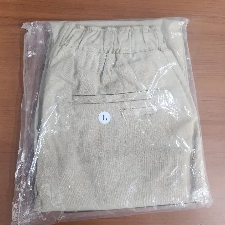 [BUNJANG] Hellvn Beige Cotton Pants L Size / hellvn 베이지색 면바지 L사이즈