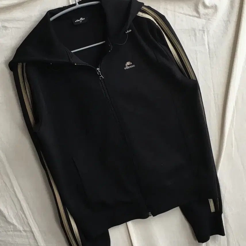 [BUNJANG] ellesse Hooded Track Top / 엘레쎄 사이드라인 후드 트랙탑