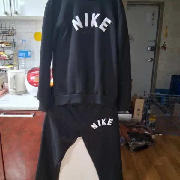 [BUNJANG] Nike Sweatshirt and Training Pants Set Black / 나이키 맨투맨 트레이닝 세트 블랙 새상품  95~100