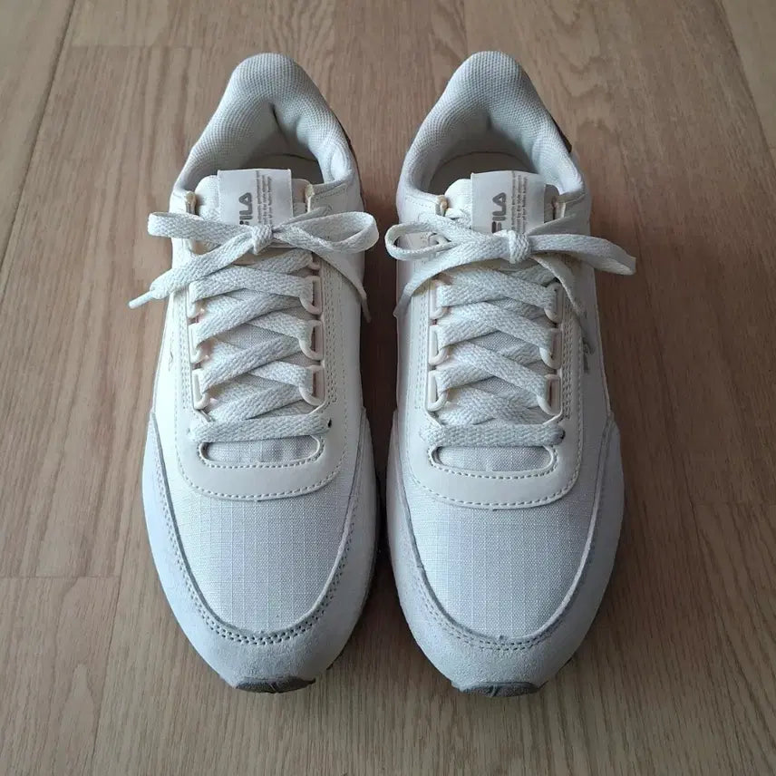 [BUNJANG] Fila Sneakers Beige 245 / 휠라 운동화 245 베이지