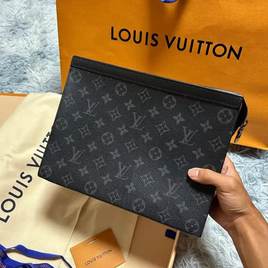 [BUNJANG] Louis Vuitton Eclipse Pochette Voyage MM Pouch / 루이비통 이클립스 포쉐트 보야주 MM
