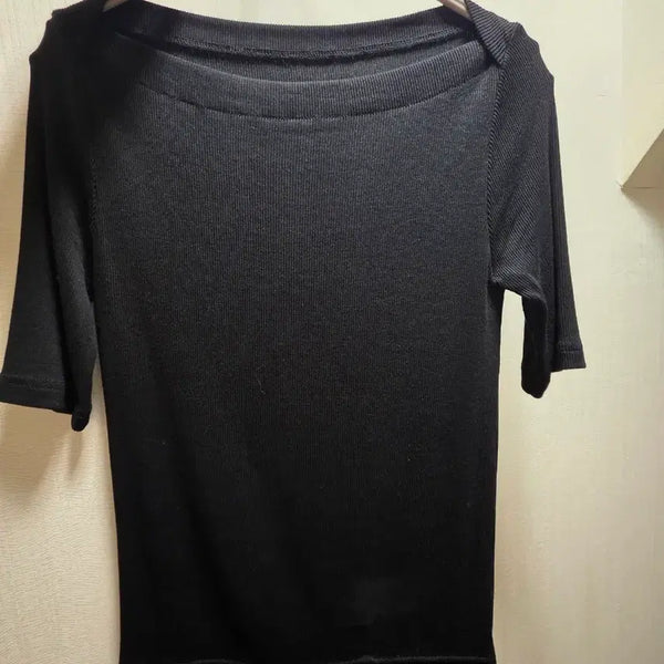 [BUNJANG] Black Ribbed Knit Top / 블랙 골지 니트