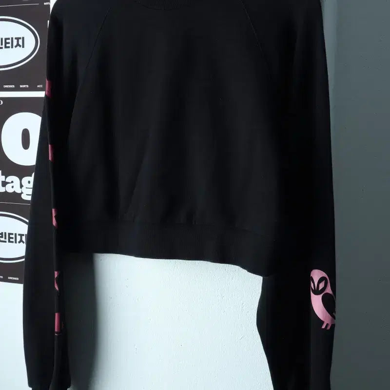 [BUNJANG] S-M Raglan Cropped Sweatshirt Black / W(S-M) 럭키마르쉐 맨투맨 티셔츠 나그랑 크롭 블랙-H38863