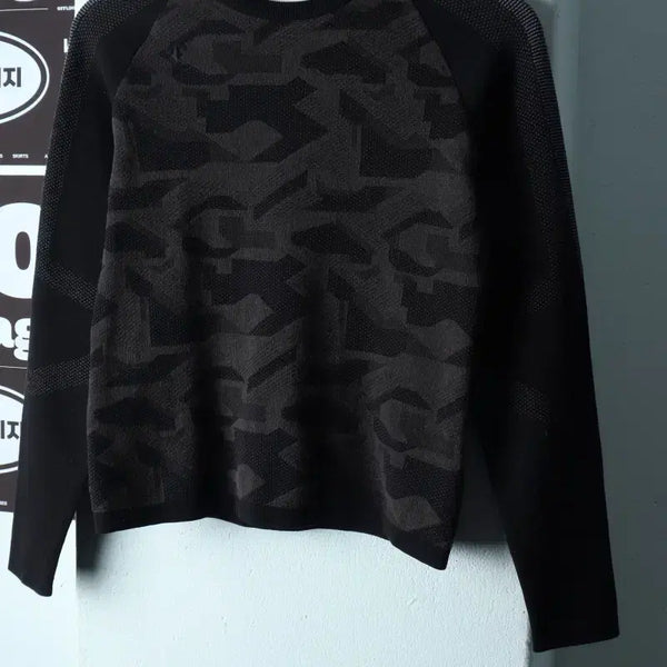[BUNJANG] Descente Knit Golf Pattern Semi-Crop Black H38876 / W(S) 데상트 니트 골프 패턴 블랙 세미크롭-H38876