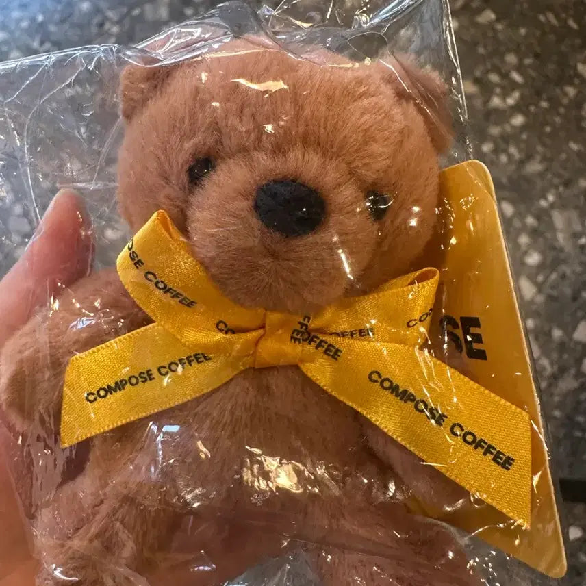 [BUNJANG] BTS V Compose Coffee Collaboration Limited Edition Bear Doll Keyring / 컴포즈 뷔 태형 곰 인형 한모곰 곰돌이 (키링) Compose v bear doll