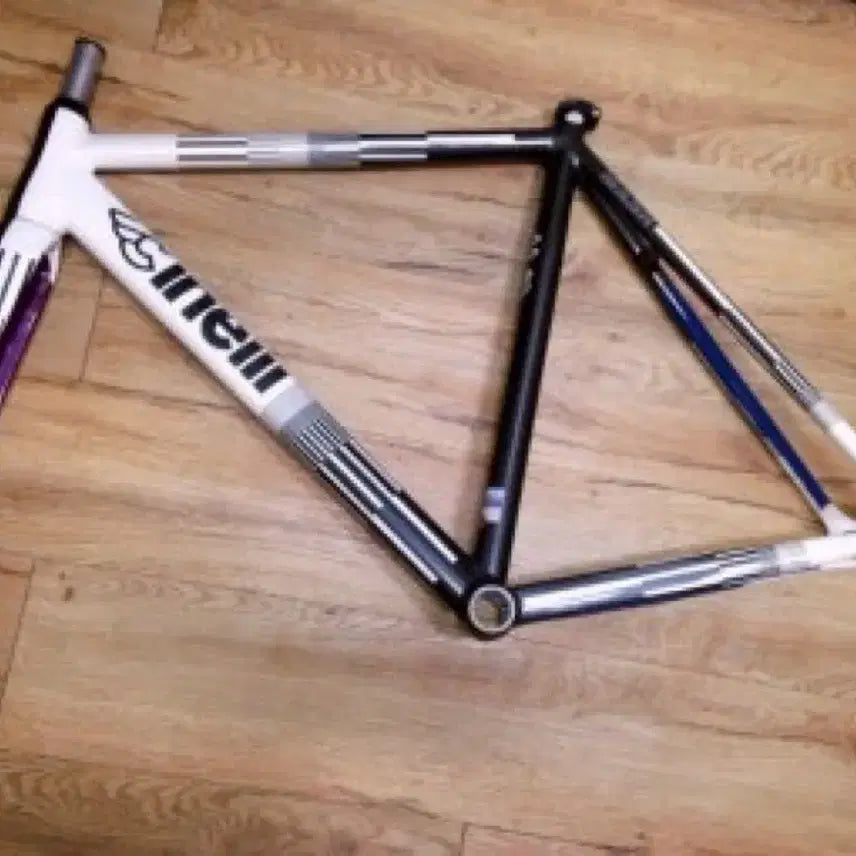 [BUNJANG] Cinelli Back Perallax Track Bike Frameset / 치넬리 백페럴렉스 픽시 판매 교신