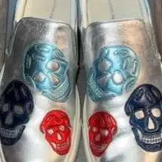 [BUNJANG] Alexander McQueen Skull Silver Slip-Ons / 알렉산더 맥퀸 스컬 실버 슬립온