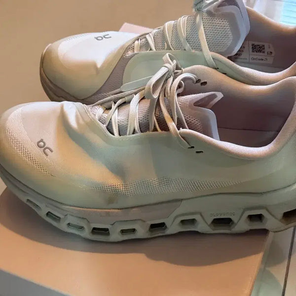 [BUNJANG] On Cloudmonster Running Shoes / 온파프 클라우드몬스터 270