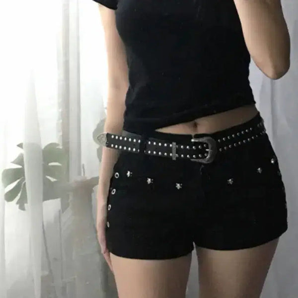 [BUNJANG] Studded Black Short Pants / 스터드 장식 블랙 숏 팬츠