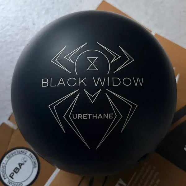 [BUNJANG] Hammer Black Widow Urethane Bowling Ball 15lb / (공인구) 햄머 블랙 위도우 우레탄 볼링공 15P