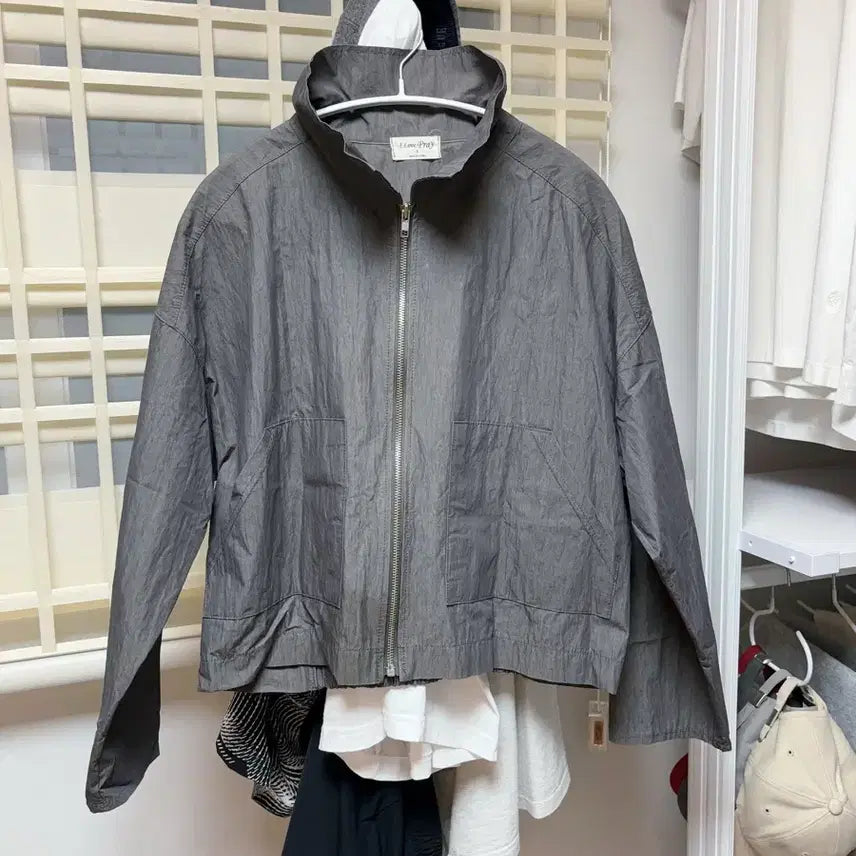 [BUNJANG] Lightweight Zipper Jacket with Hoodie / 바스락 자켓 집업