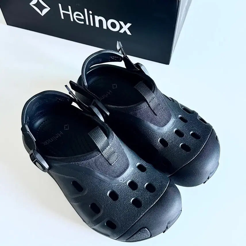 [BUNJANG] Crocs x Helinox Quick Trail Clogs Black / 크록스 X 헬리녹스 퀵 트레일 클로그 블랙 230