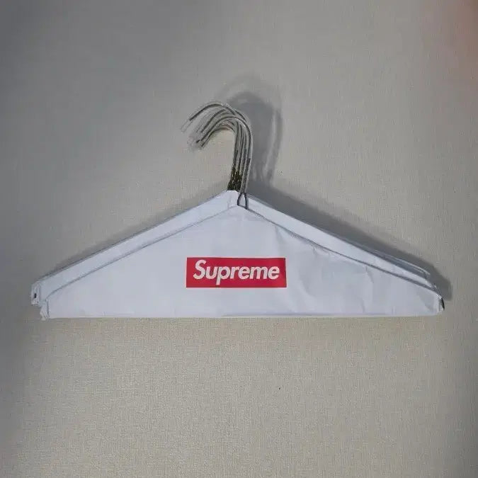 [BUNJANG] Supreme Hanger / 슈프림 옷걸이