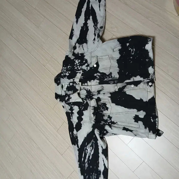 [BUNJANG] Tie-Dye Denim Jacket Black/White / 타이다이 데님 자켓 블랙/화이트