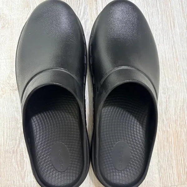 [BUNJANG] OOFOS Clog Sandals / 우포스 클로그
