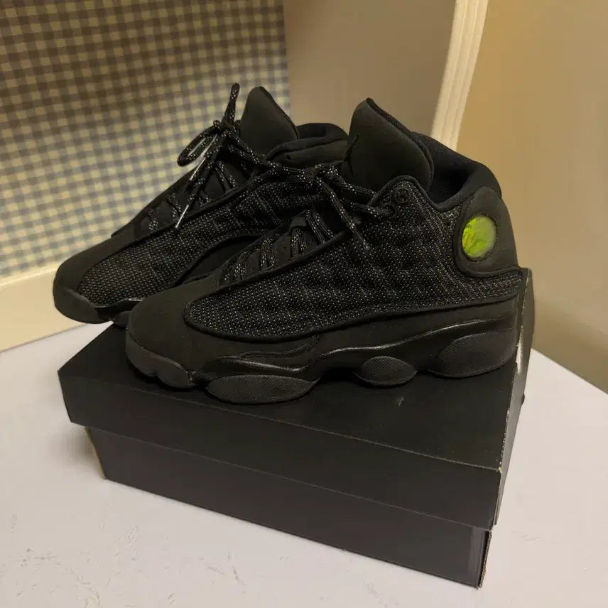 [BUNJANG] Air Jordan 13 "Black Cat" with Box / 에어조던 13 블랙캣 박스 포함