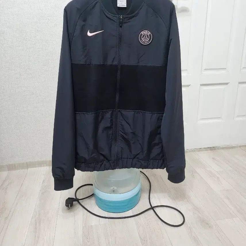 [BUNJANG] Nike Paris Saint-Germain Black Track Jacket / (95~100)M 초대장급 나이키 (PSG) 파리생제르망 [블랙] 트랙자켓