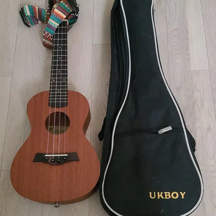 [BUNJANG] Ukoboy Ukulele / 우쿨렐레 ukboy 입니다.