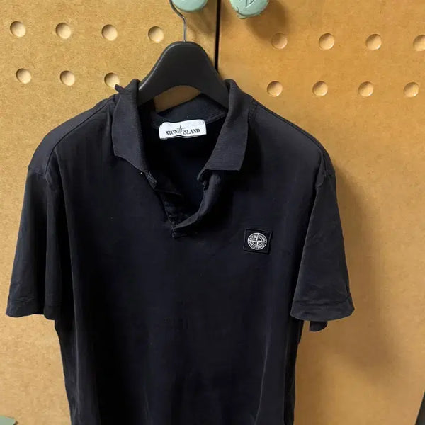 [BUNJANG] Stone Island Black Polo Shirt / 스톤아일랜드 블랙 카라티