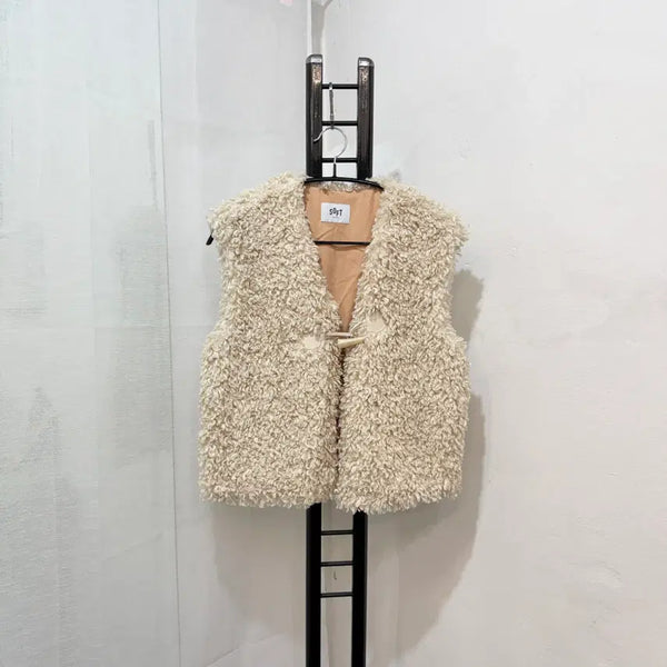 [BUNJANG] Soft Seoul Shearling Toggle Vest Teddy Bear Vest / 소프트서울 시어링 토글 베스트 조끼 뽀글이 테디베어 4082