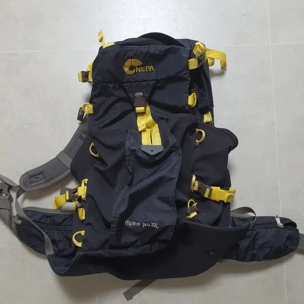 [BUNJANG] NEPA Alpine Pro 32L Hiking Backpack / 네파 (32L)알파인프로 등산배낭