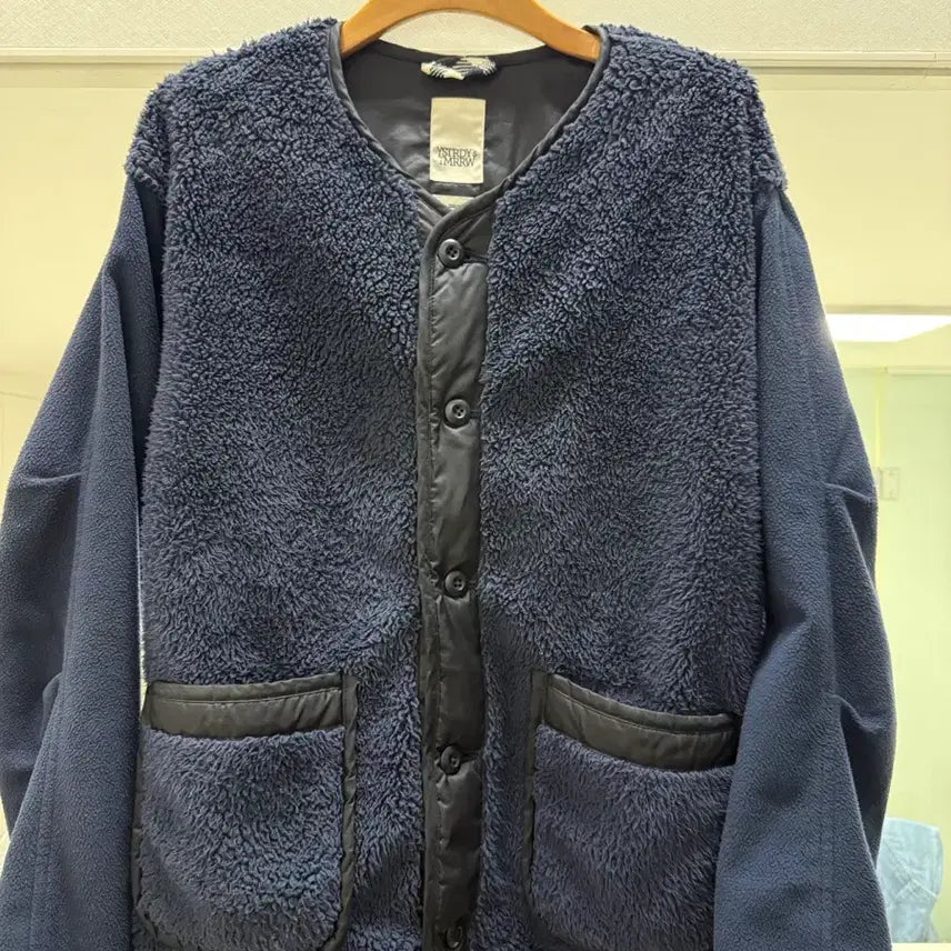 [BUNJANG] Yesterday Tomorrow Fleece Jacket Navy / 예스터데이 투모로우 플리스 자켓