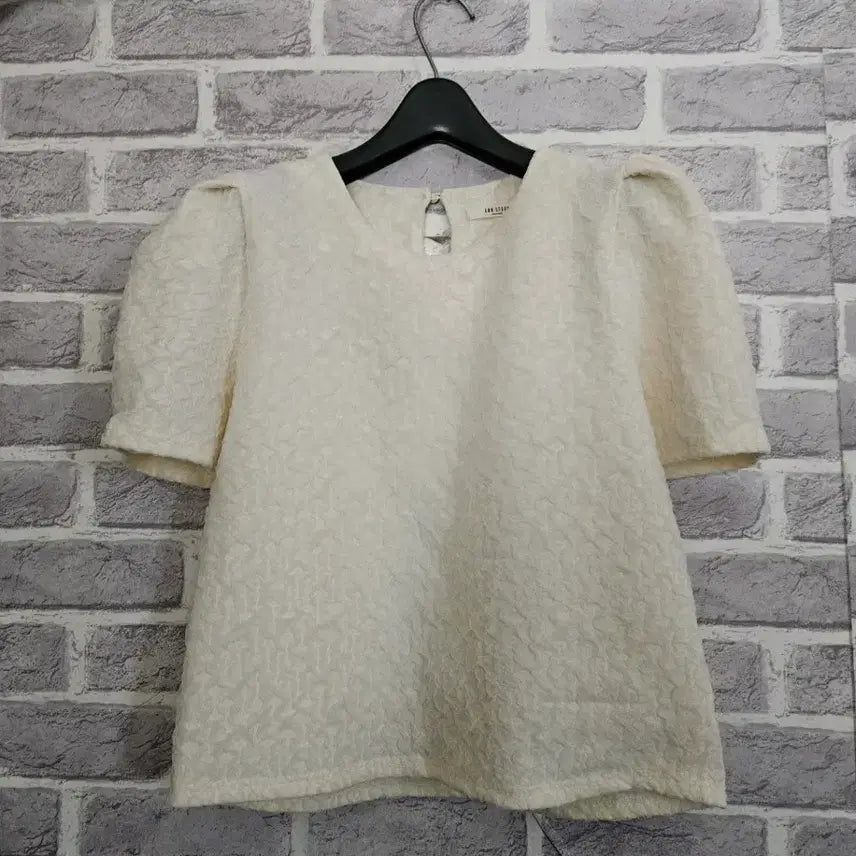 [BUNJANG] Ann Story Puff Sleeve Blouse / Ann story 퍼프소매 블라우스/알뜰한여우