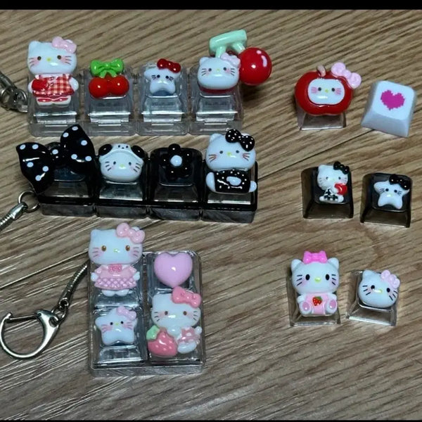 [BUNJANG] Hello Kitty Keycap Keychain Bundle Set / 헬로키티 키캡 키링 일괄 판매