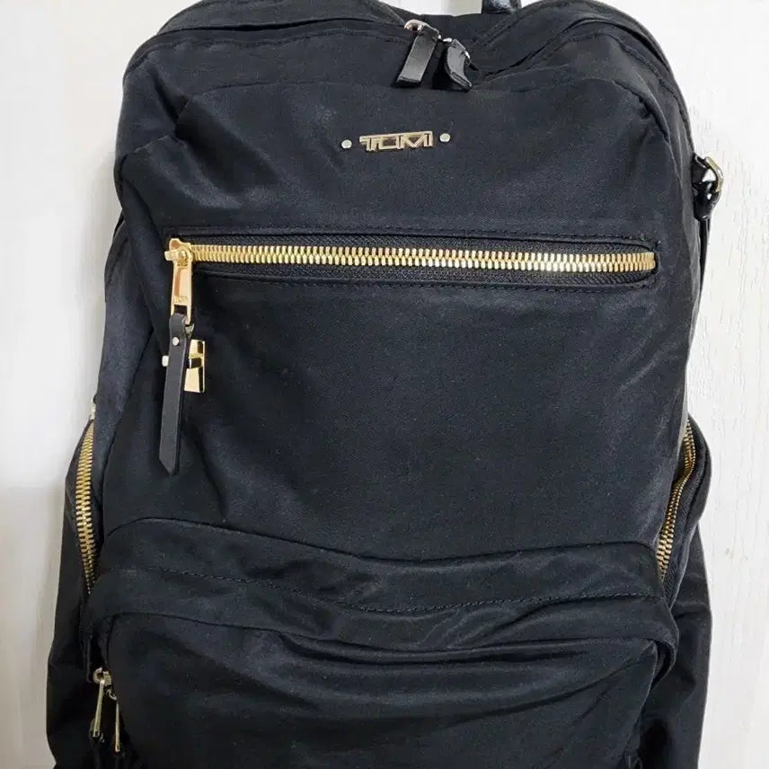 [BUNJANG] Tumi Black Gold Hardware Backpack (Women's) / 투미 백팩 블랙 금장(여성용)