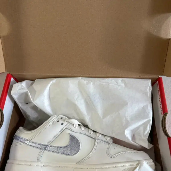[BUNJANG] Nike Dunk Low ESS Trend (240) - New / 나이키 덩크 로우 ESS 트렌드 240(새상품)