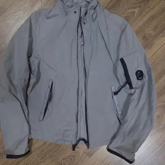 [BUNJANG] CP Company Lightweight Jacket / cp컴퍼니 바람막이